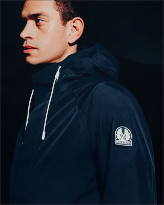 Annapurna Parka in Dark Ink.